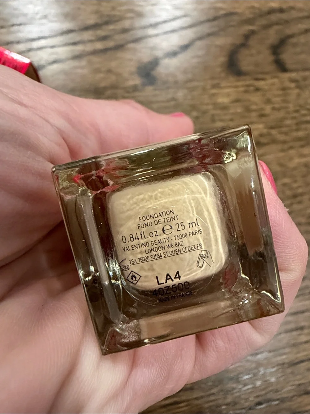 Valentino Very Valentino Foundation in Light Amara 4
